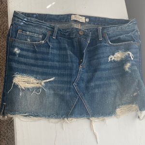 Abercrombie and finch jean skirt great condition